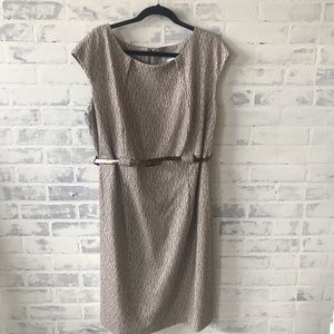 Classic Brown/Tan Patterned Dress w/ Belt